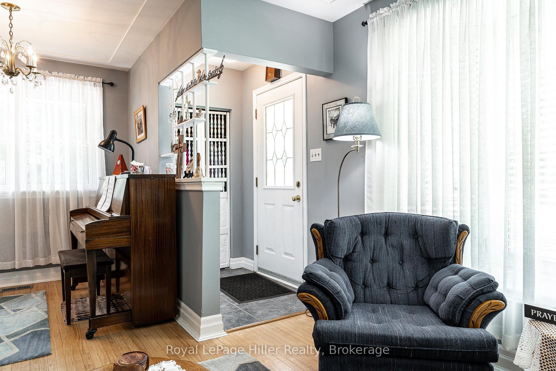 Photo 7 of 185 Strachan Street, Stratford — HOMEH