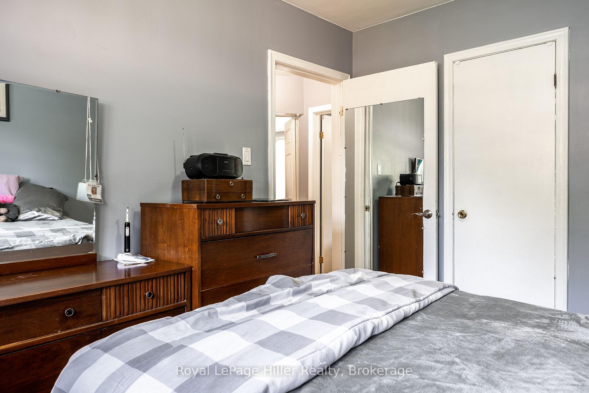 Photo 15 of 185 Strachan Street, Stratford — HOMEH