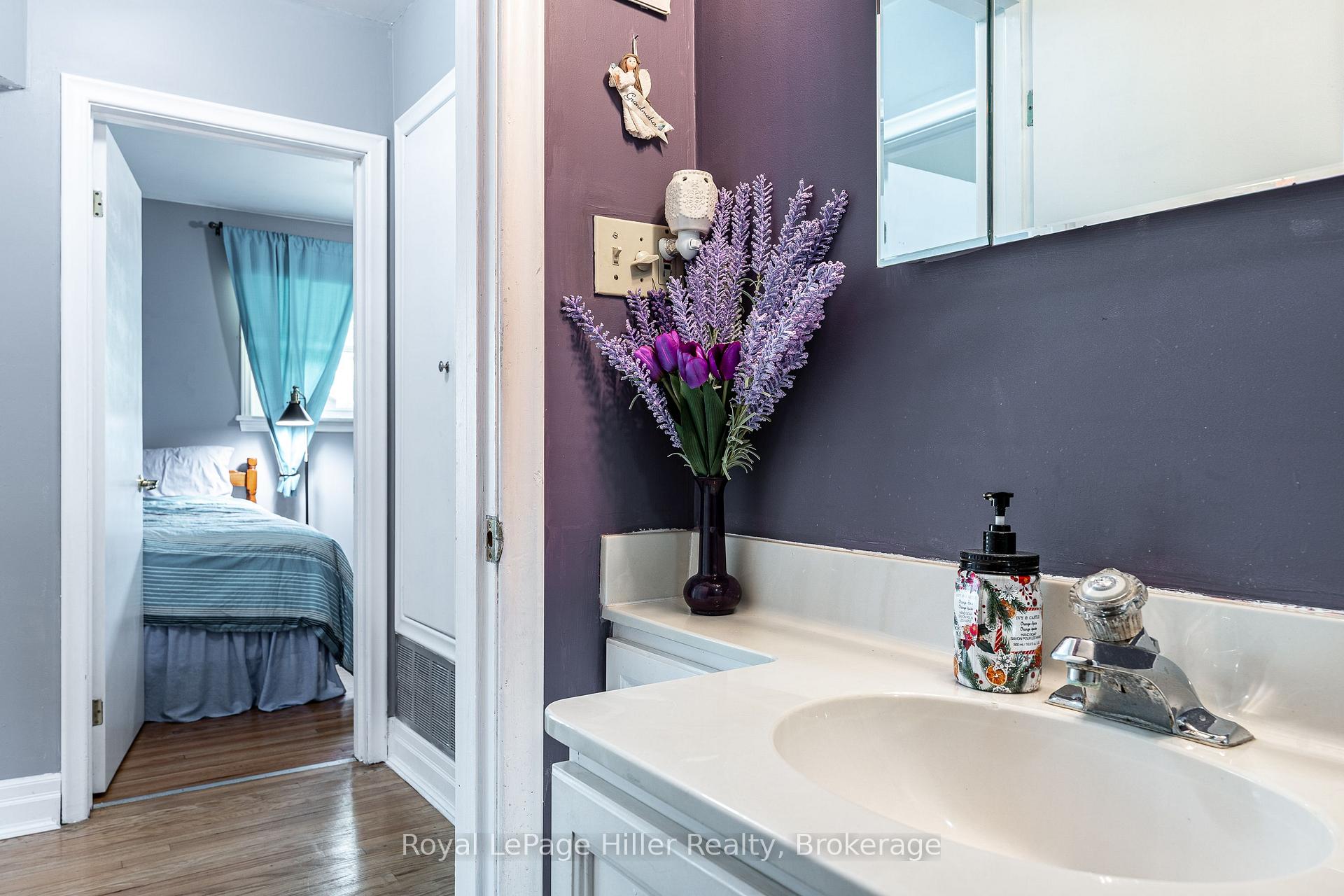 Photo 17 of 185 Strachan Street, Stratford — HOMEH