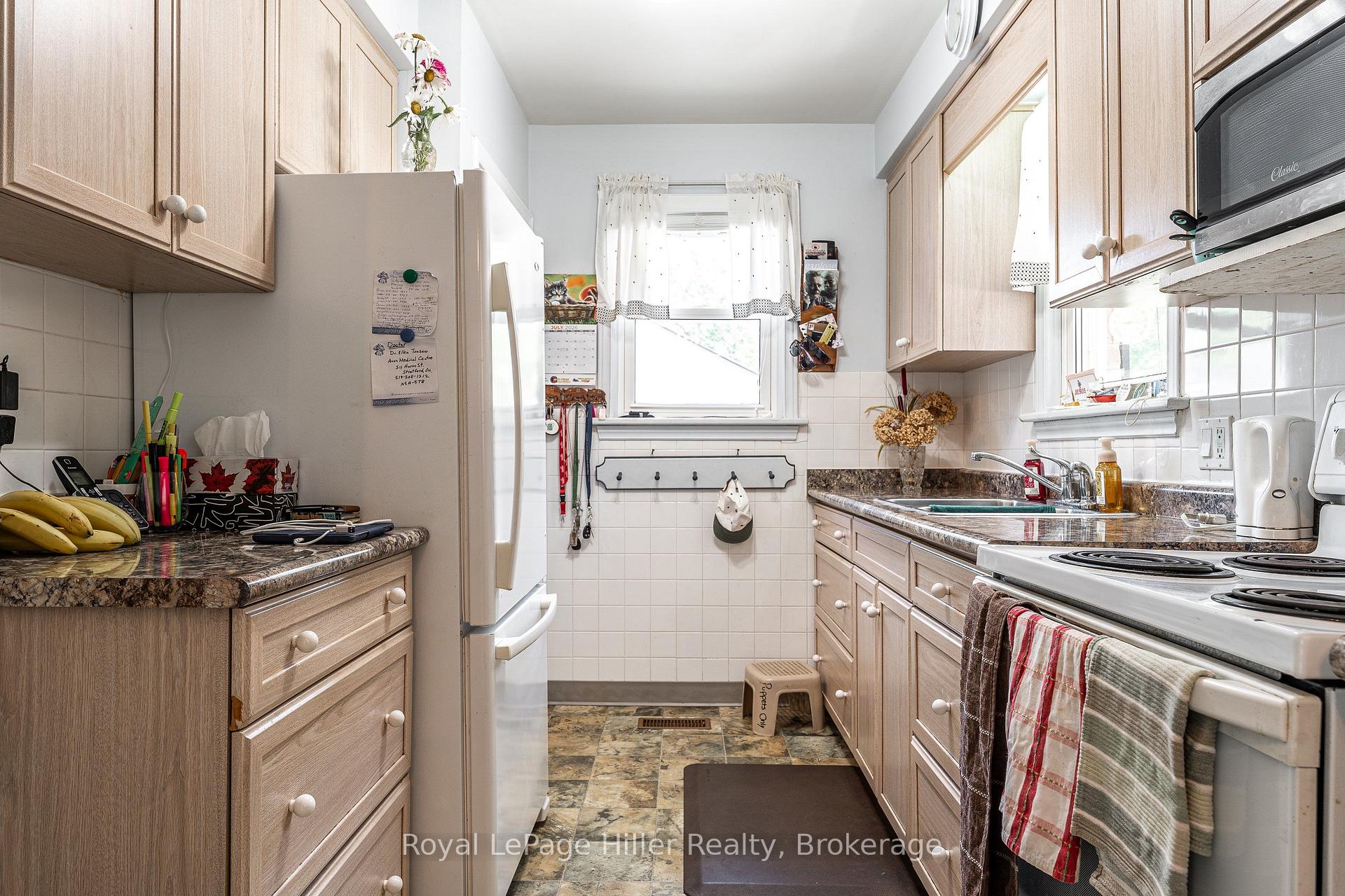 Photo 23 of 185 Strachan Street, Stratford — HOMEH