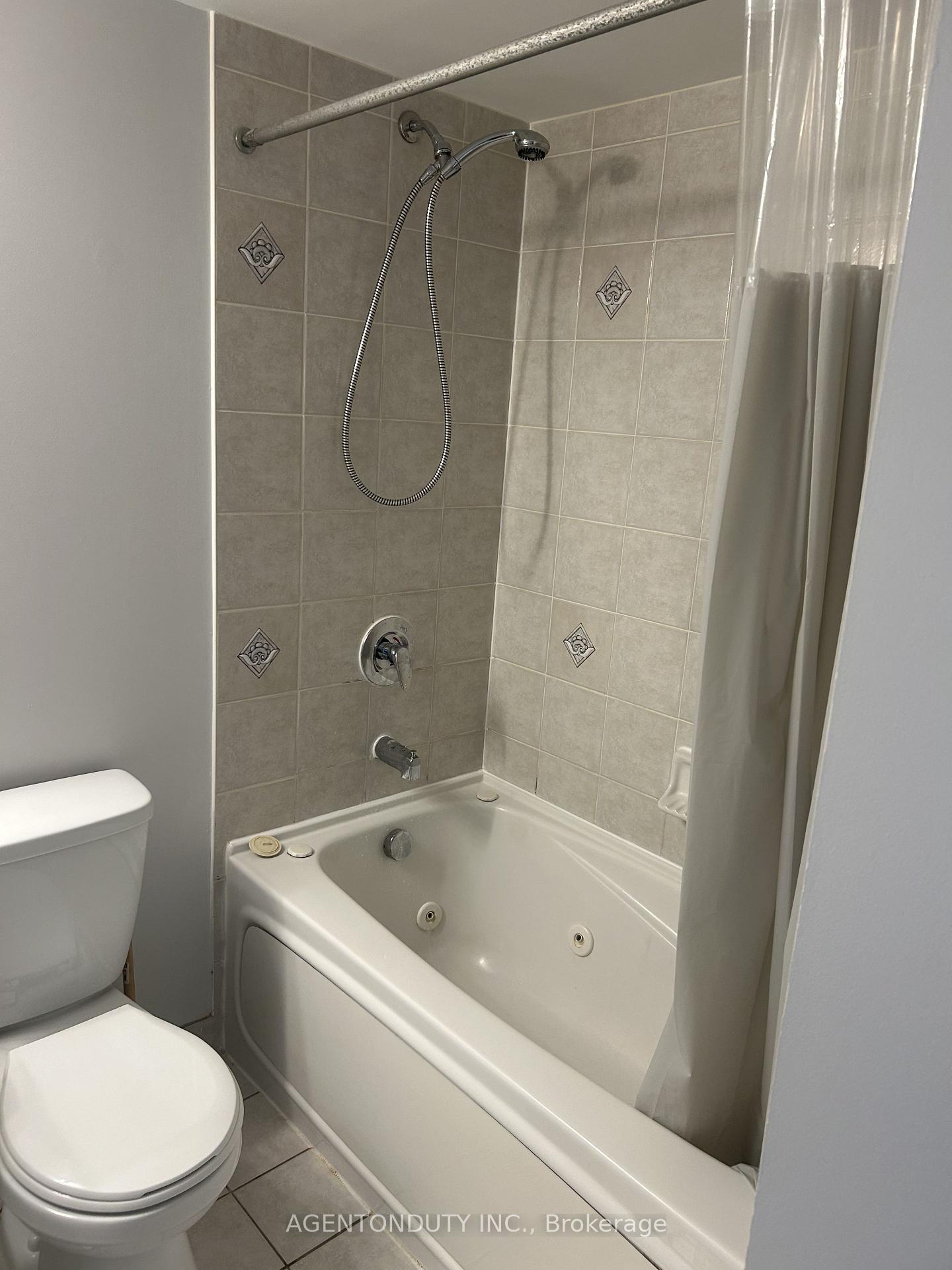 Photo 9 of Unit PH54, 313 Richmond Street E, Toronto, Moss Park — HOMEH