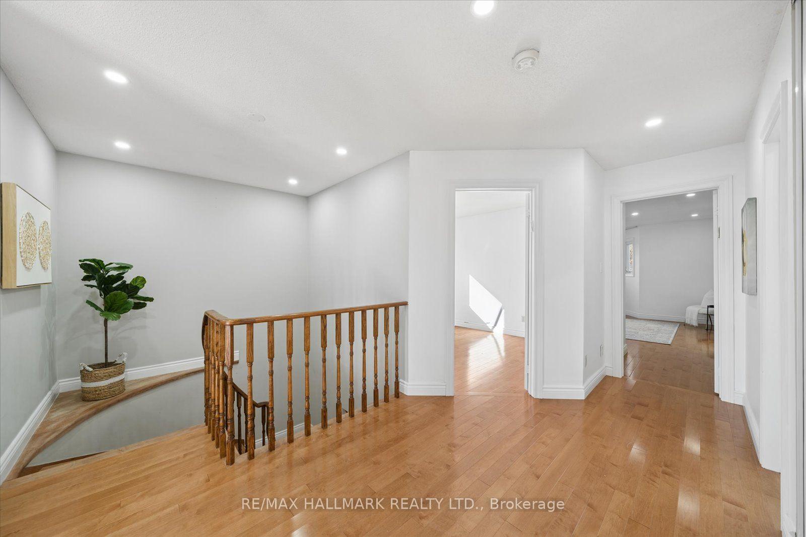 Photo 22 of 67 Chilmar Crescent, Vaughan, Uplands — HOMEH