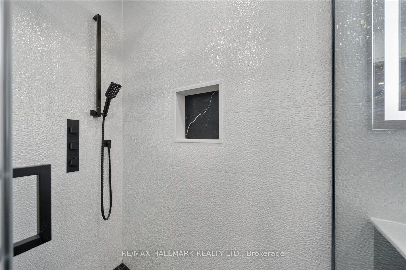 Photo 30 of 67 Chilmar Crescent, Vaughan, Uplands — HOMEH