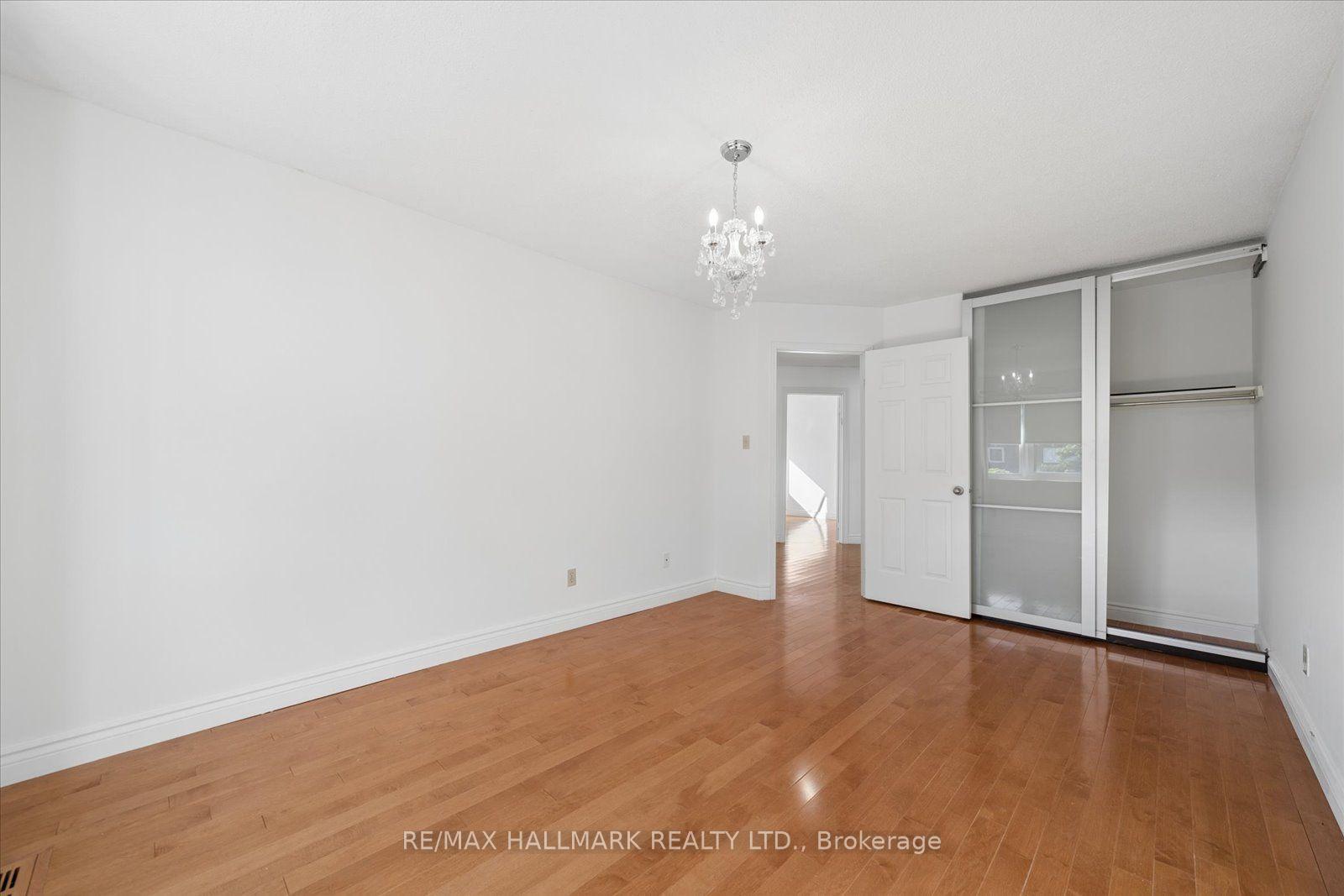 Photo 34 of 67 Chilmar Crescent, Vaughan, Uplands — HOMEH
