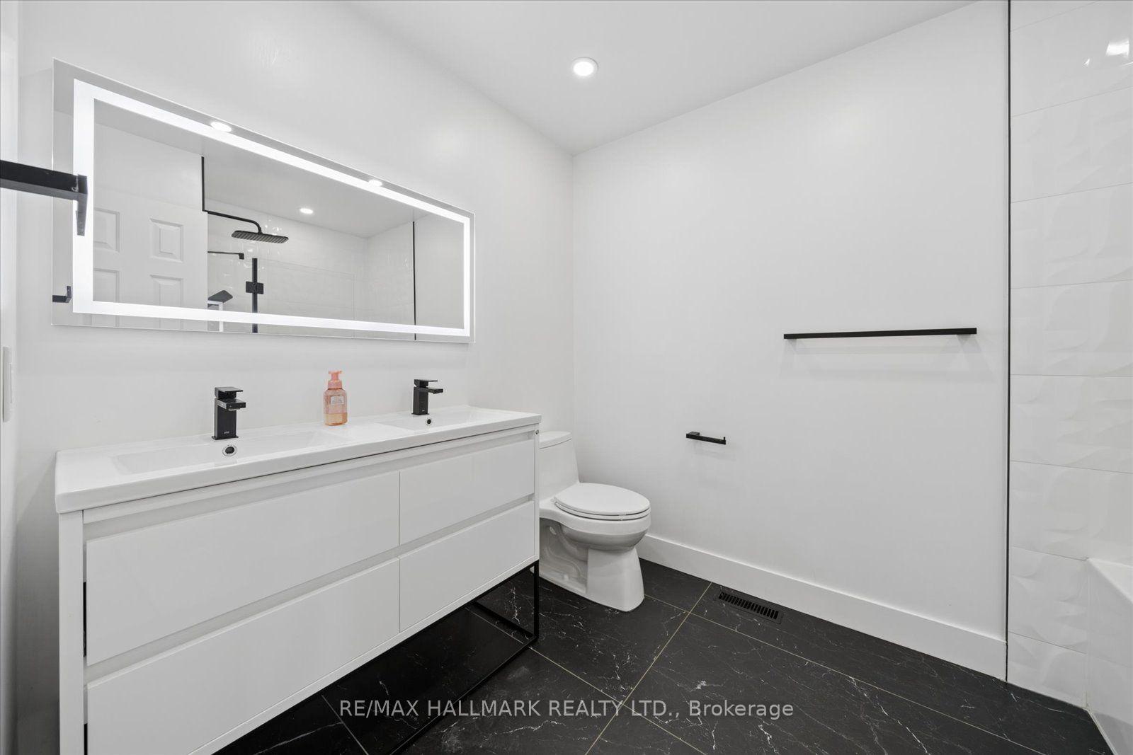 Photo 38 of 67 Chilmar Crescent, Vaughan, Uplands — HOMEH