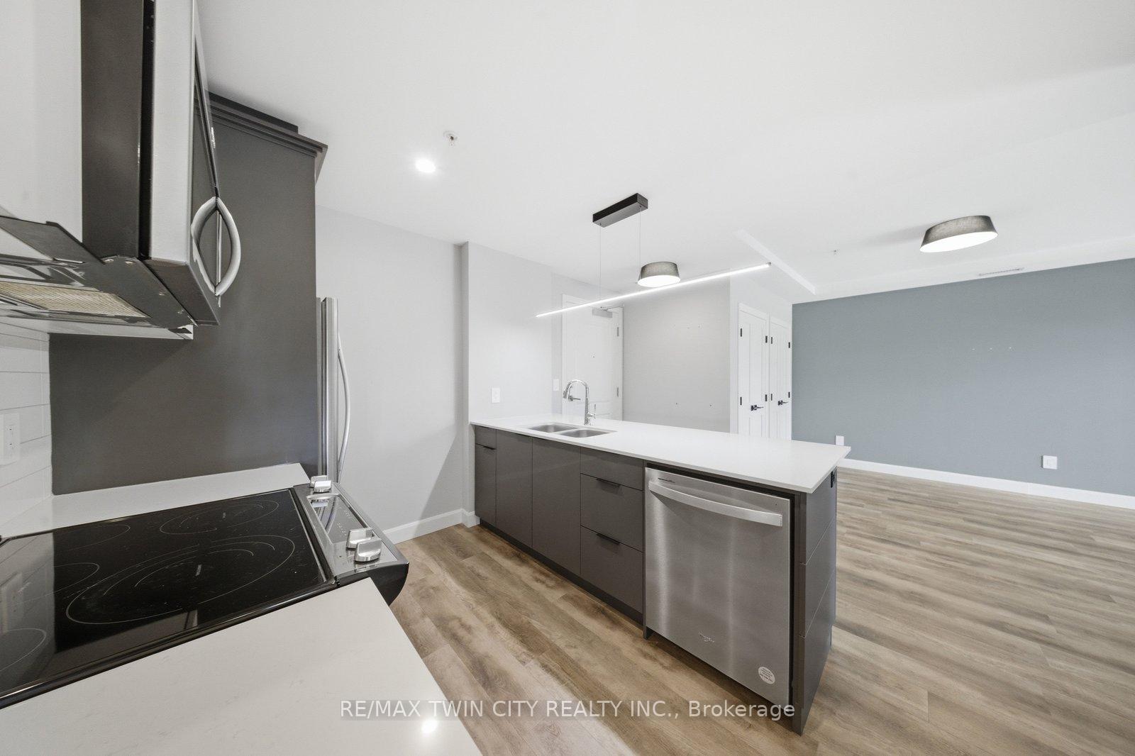 Photo 9 of Unit 108, 34 Norman Street, Brantford, Fairview/Greenbrier — HOMEH