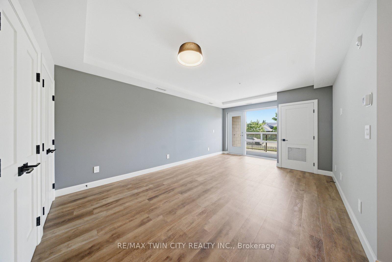Photo 10 of Unit 108, 34 Norman Street, Brantford, Fairview/Greenbrier — HOMEH