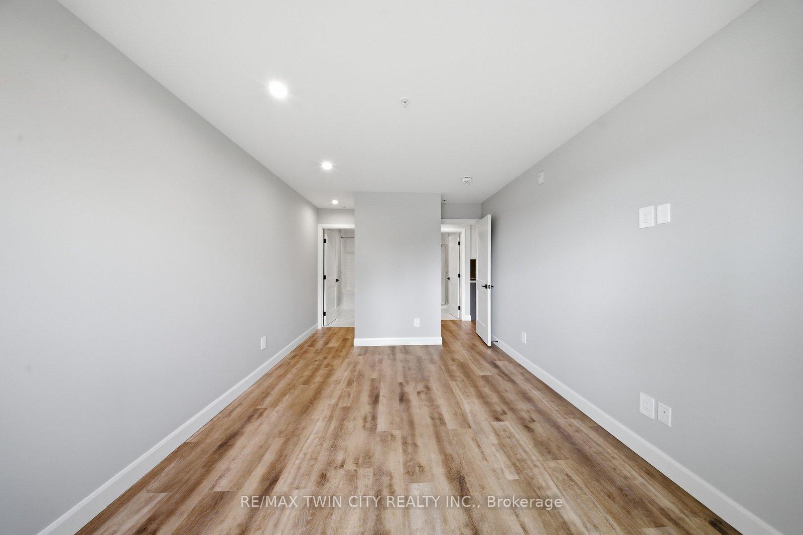Photo 14 of Unit 108, 34 Norman Street, Brantford, Fairview/Greenbrier — HOMEH