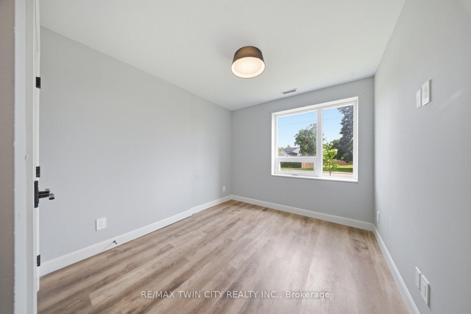 Photo 18 of Unit 108, 34 Norman Street, Brantford, Fairview/Greenbrier — HOMEH