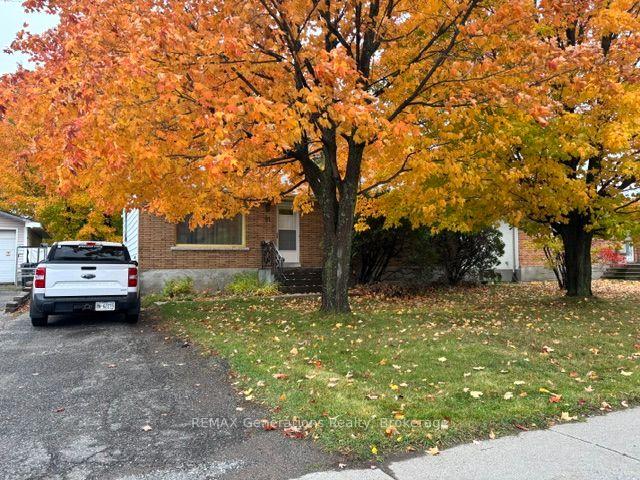 Photo of 91 Junot Avenue N