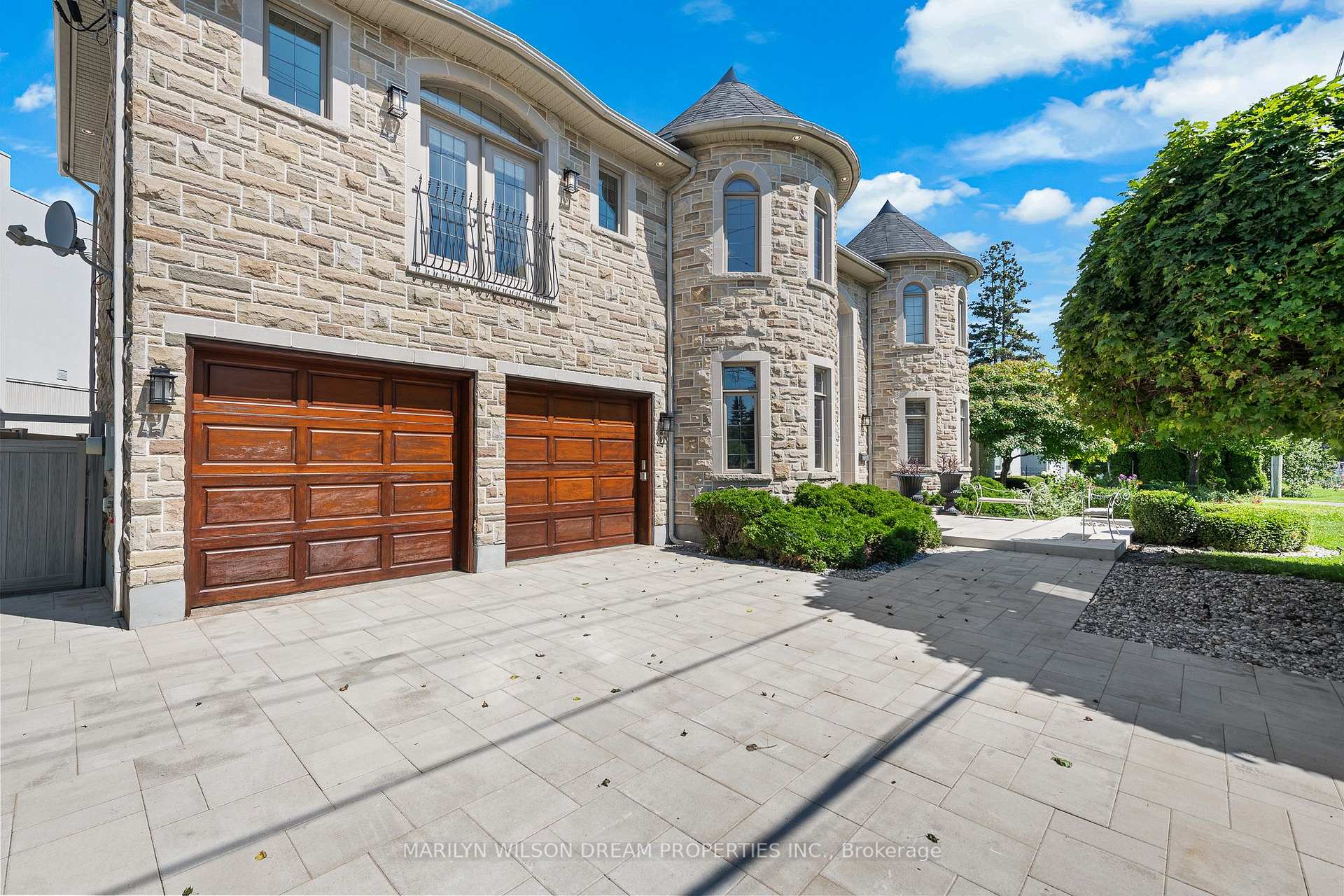 Photo 4 of 43A Inverness Avenue, Ottawa, Borden Farm/Stewart Farm/Carleton Heights/Parkwood Hills — HOMEH