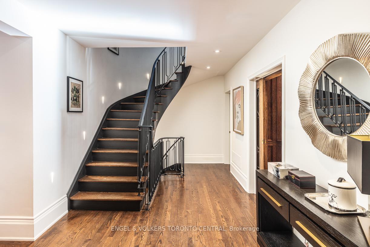 Photo 3 of 1 Bryce Avenue, Toronto, Yonge-St. Clair — HOMEH