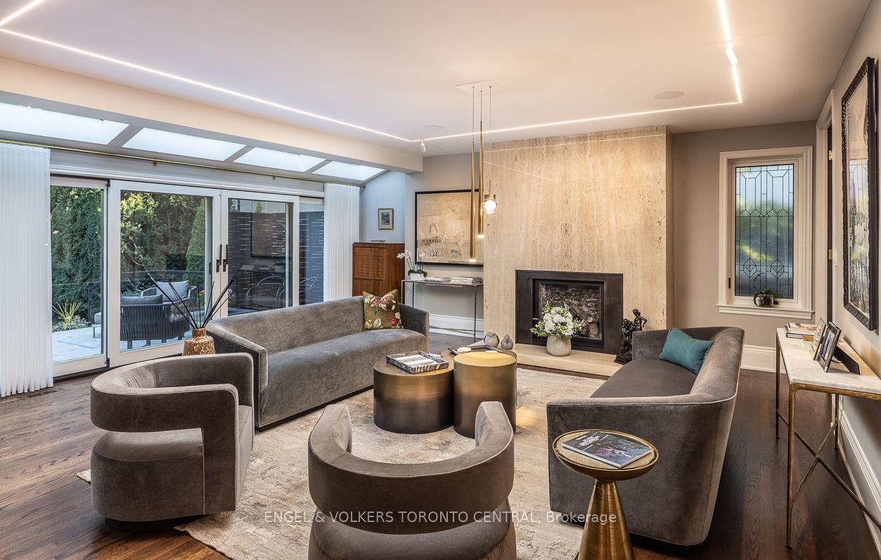 Photo 14 of 1 Bryce Avenue, Toronto, Yonge-St. Clair — HOMEH