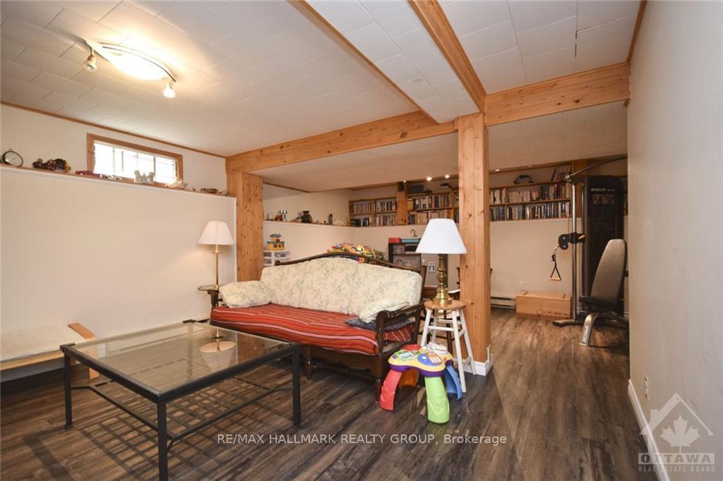 Photo 25 of 417 Pauline Charron Place, Ottawa, Vanier — HOMEH