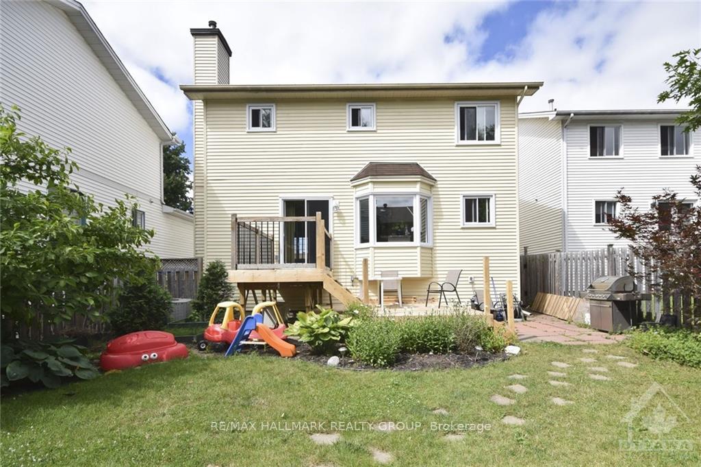 Photo 30 of 417 Pauline Charron Place, Ottawa, Vanier — HOMEH