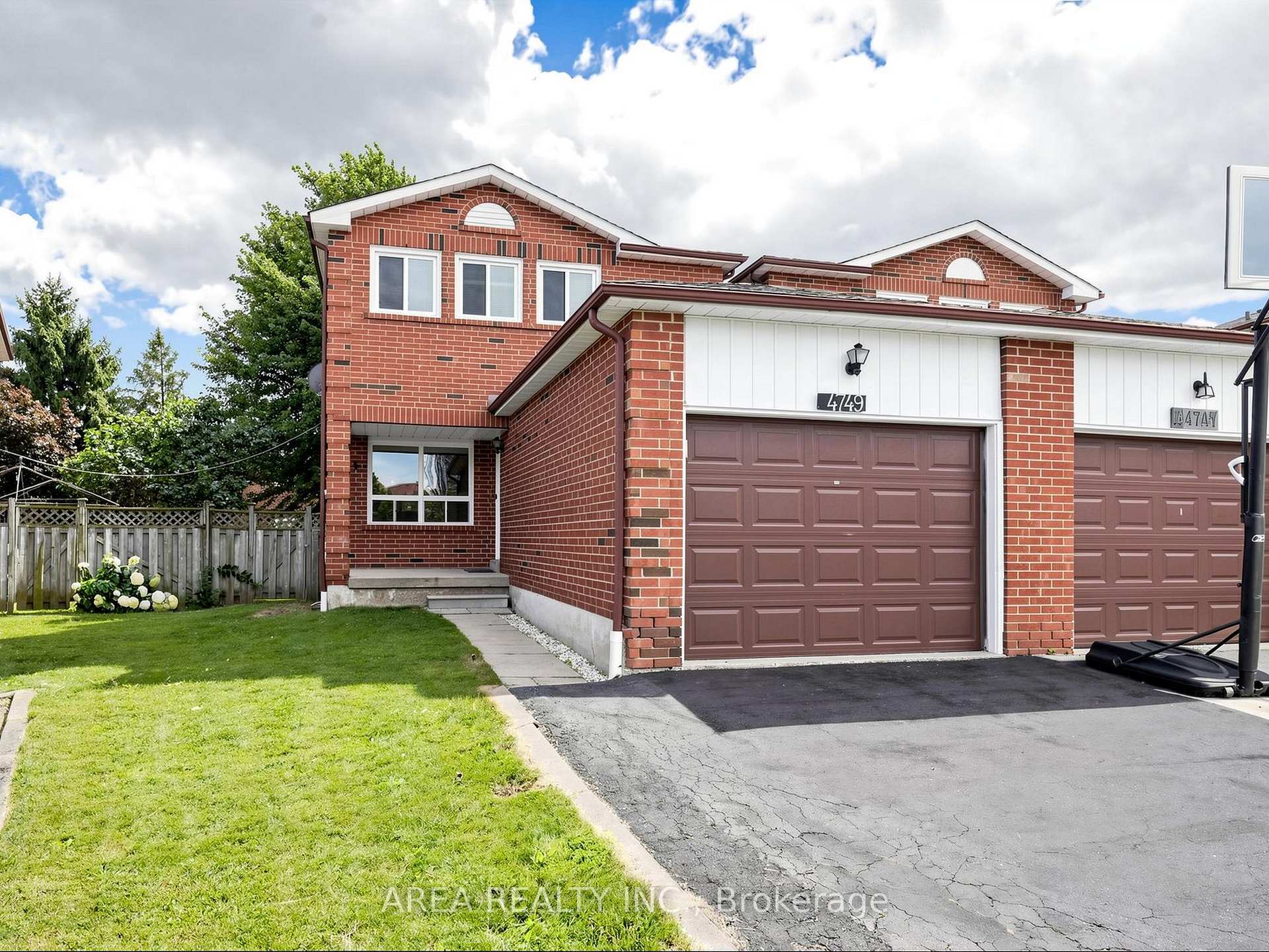 Photo of 4749 Empire Crescent