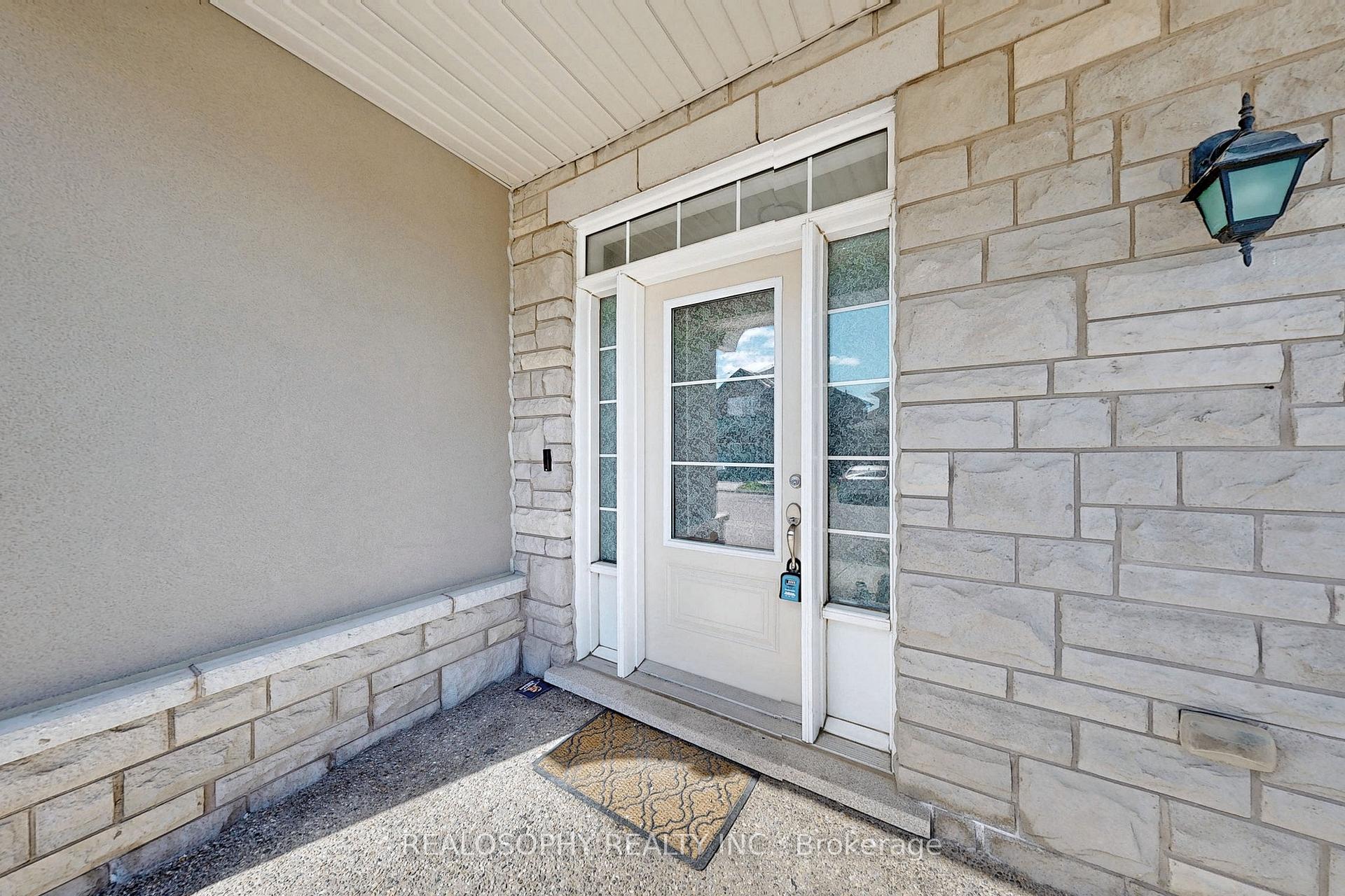 Photo 3 of 106 Miracle Trail, Brampton, Northwest Brampton — HOMEH