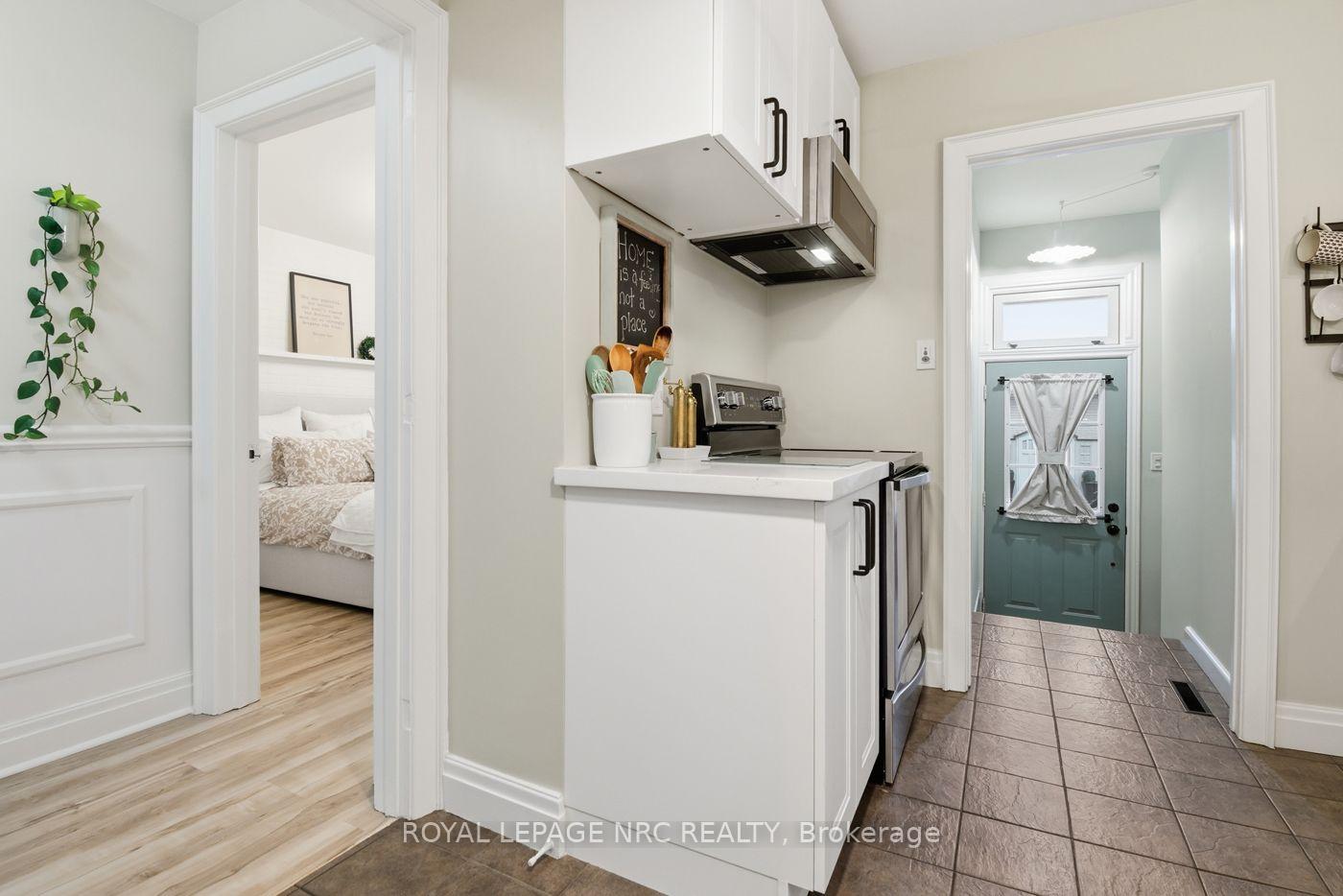 Photo 12 of 1 Nancy Drive, St. Catharines, Vine/Linwell — HOMEH