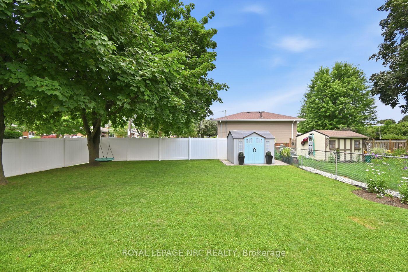 Photo 39 of 1 Nancy Drive, St. Catharines, Vine/Linwell — HOMEH