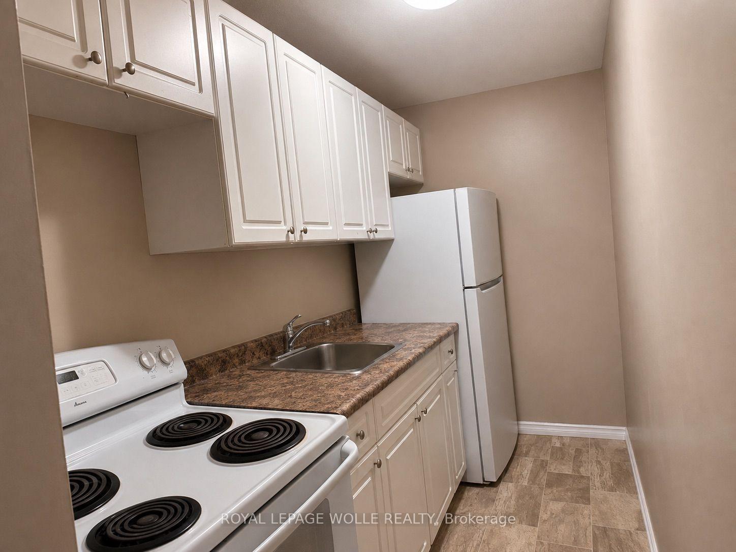 Photo 5 of Unit 7, 633 Barber Avenue N, North Perth, Listowel — HOMEH
