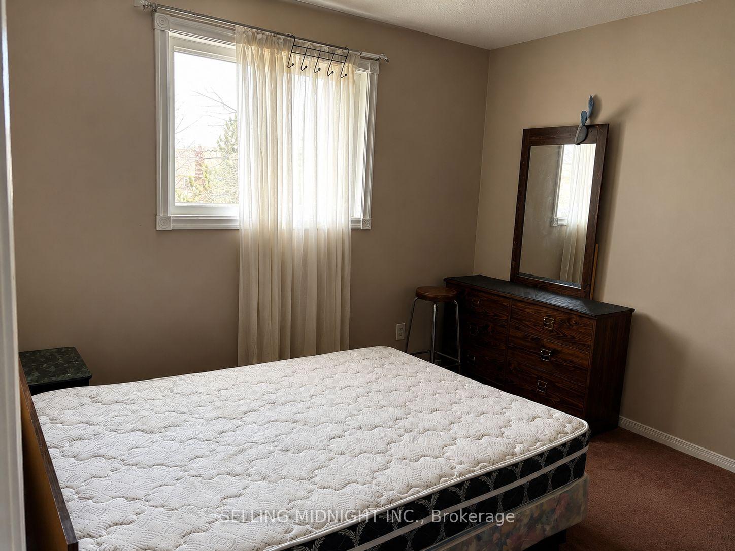 Photo 4 of Unit Room, 441 Rutherford Road N, Brampton, Madoc — HOMEH