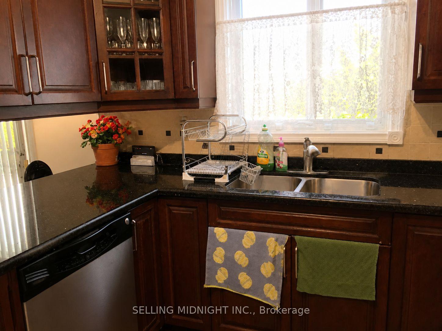 Photo 6 of Unit Room, 441 Rutherford Road N, Brampton, Madoc — HOMEH