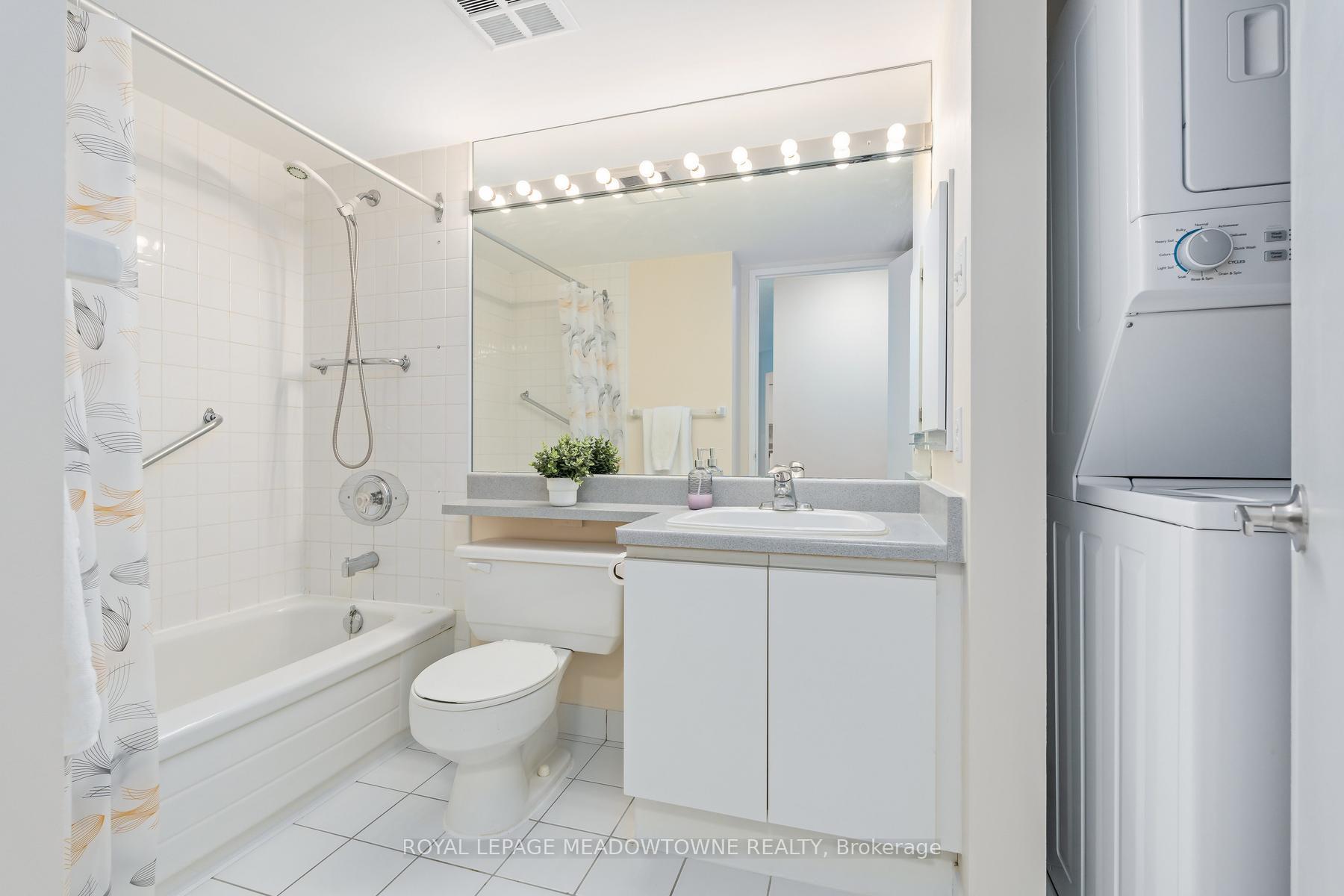 Photo 11 of Unit 104, 10 Laurelcrest Street, Brampton, Queen Street Corridor — HOMEH