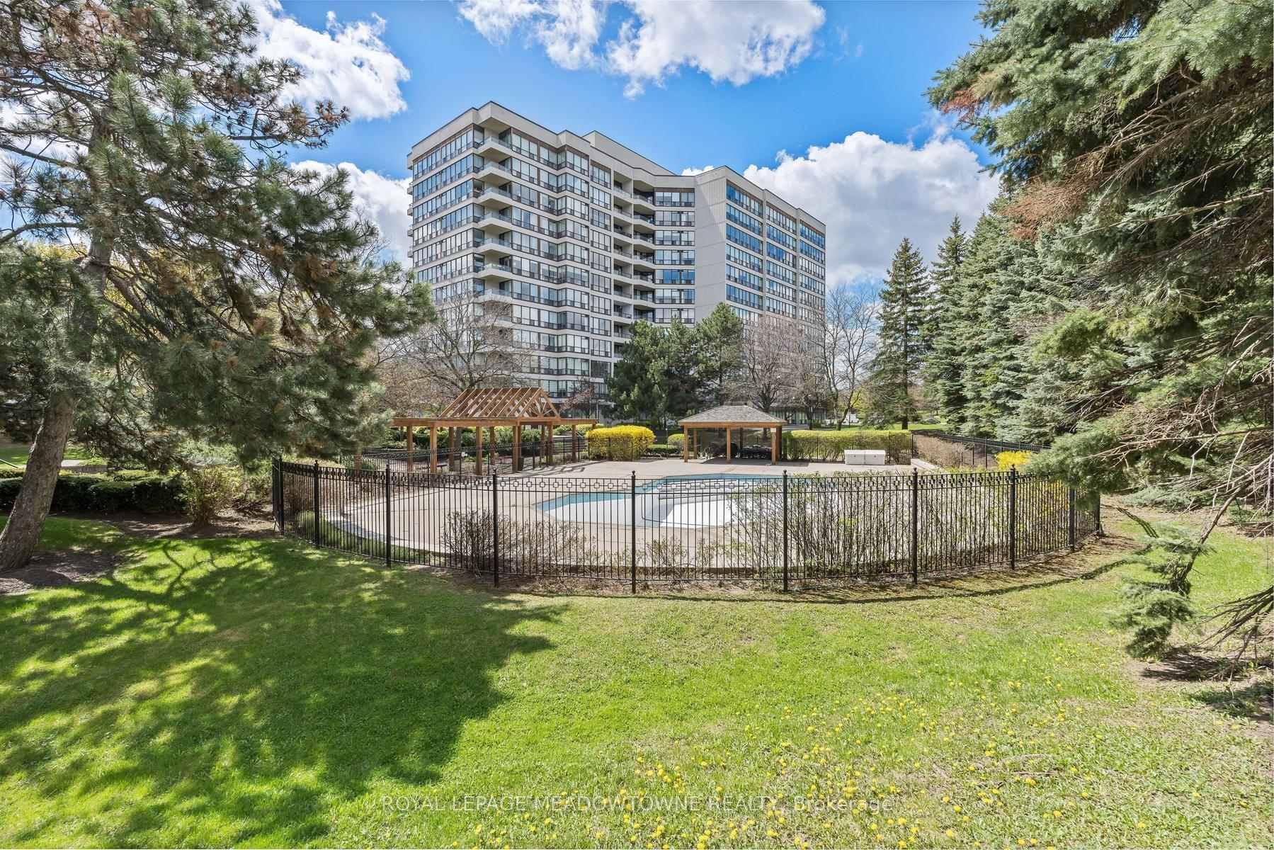 Photo 14 of Unit 104, 10 Laurelcrest Street, Brampton, Queen Street Corridor — HOMEH
