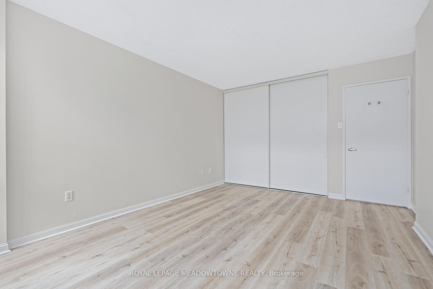 Photo 31 of Unit 104, 10 Laurelcrest Street, Brampton, Queen Street Corridor — HOMEH