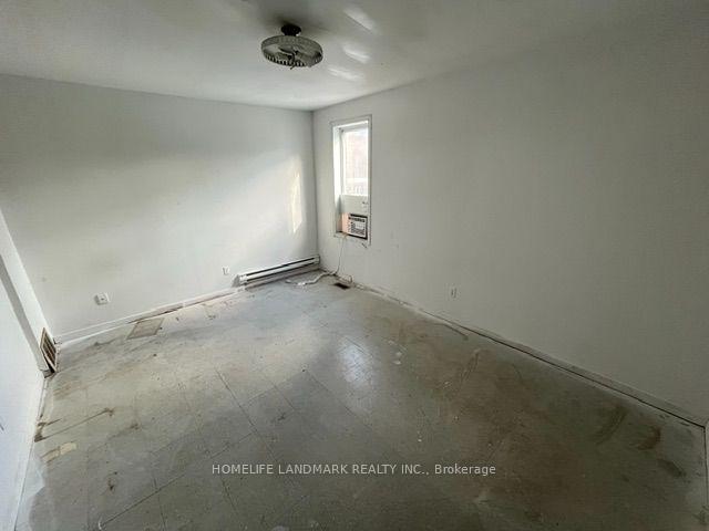 Photo 11 of 673 Gerrard Street E, Toronto, South Riverdale — HOMEH