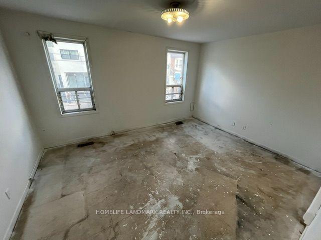 Photo 13 of 673 Gerrard Street E, Toronto, South Riverdale — HOMEH