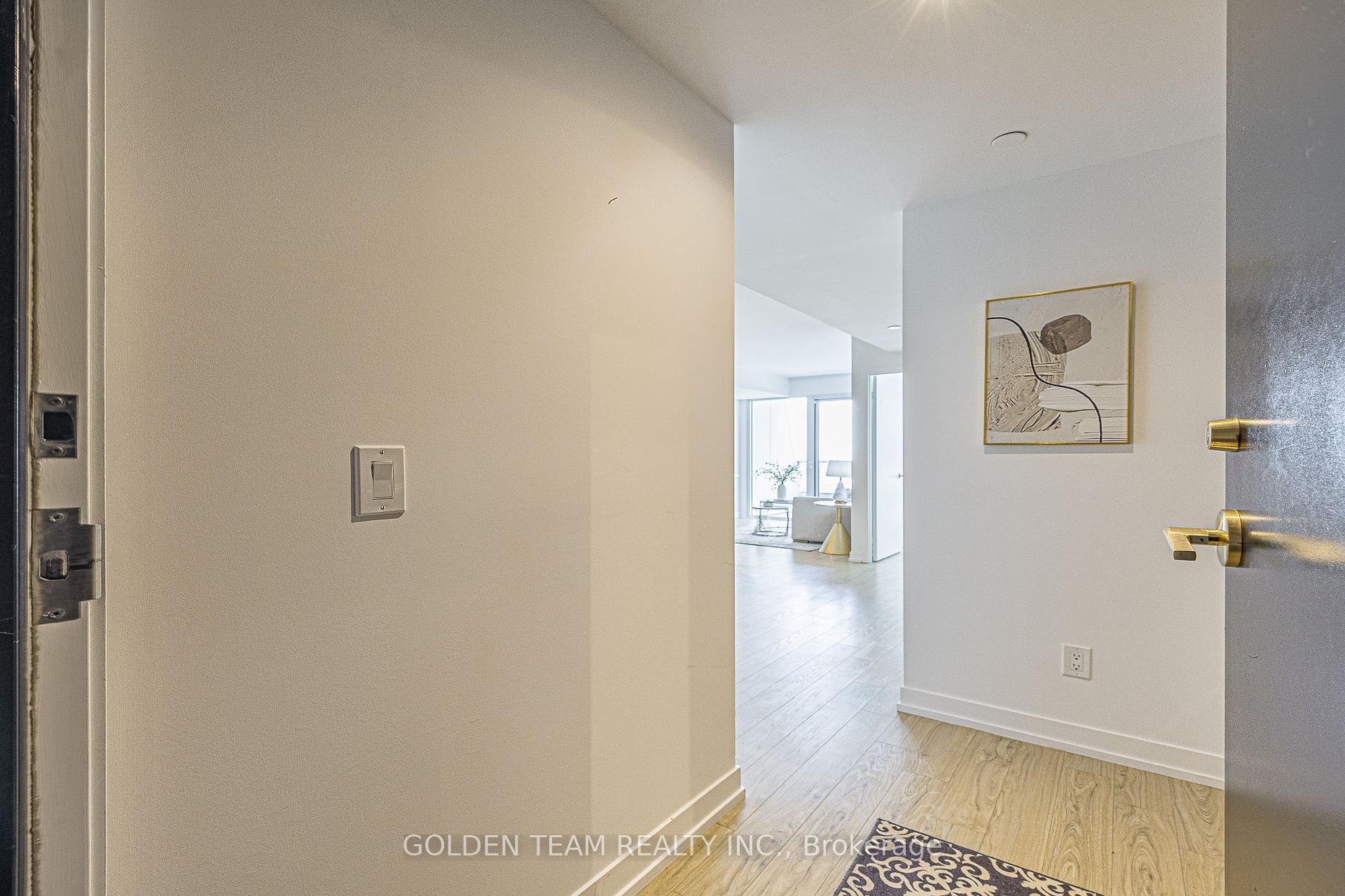 Photo of Unit 3802, 85 Wood Street