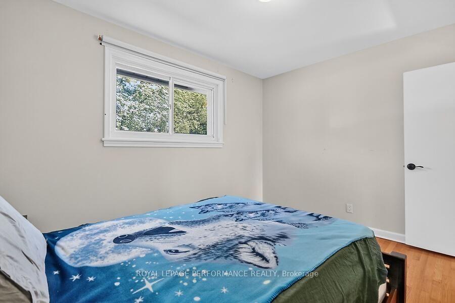Photo 11 of 964 Connaught Avenue, Ottawa, Queensway Terrace North — HOMEH