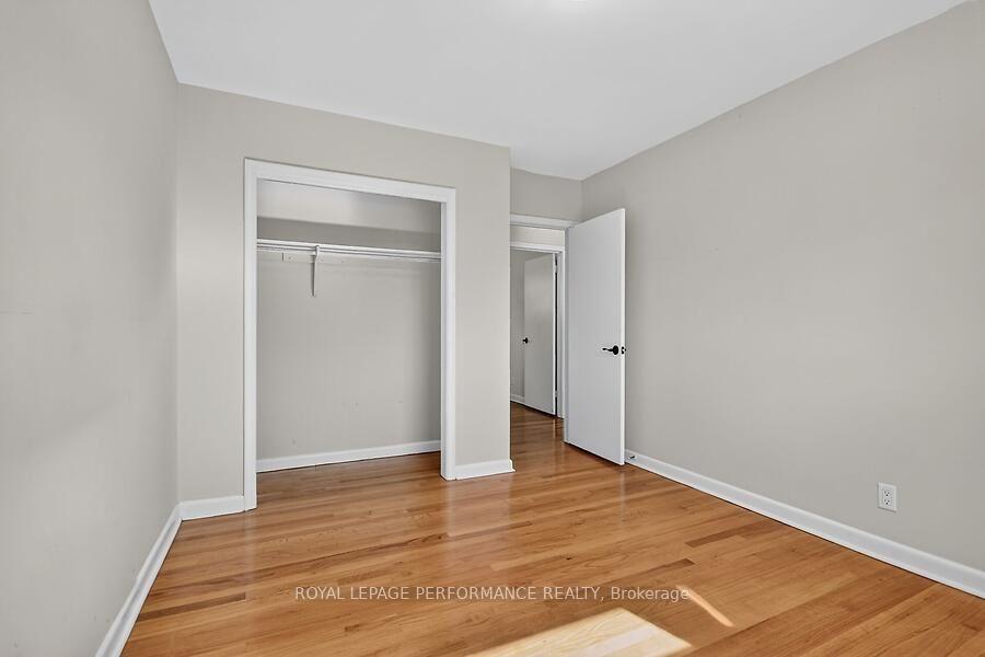 Photo 12 of 964 Connaught Avenue, Ottawa, Queensway Terrace North — HOMEH