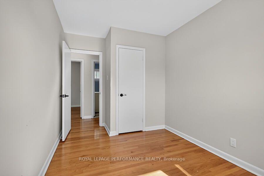 Photo 14 of 964 Connaught Avenue, Ottawa, Queensway Terrace North — HOMEH