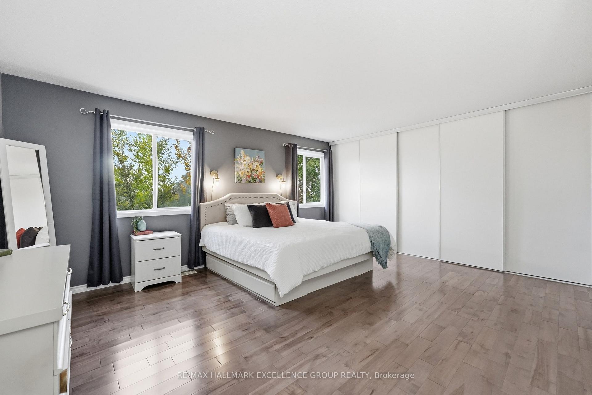 Photo 16 of 54 Carwood Circle, Ottawa, Carson Meadows — HOMEH
