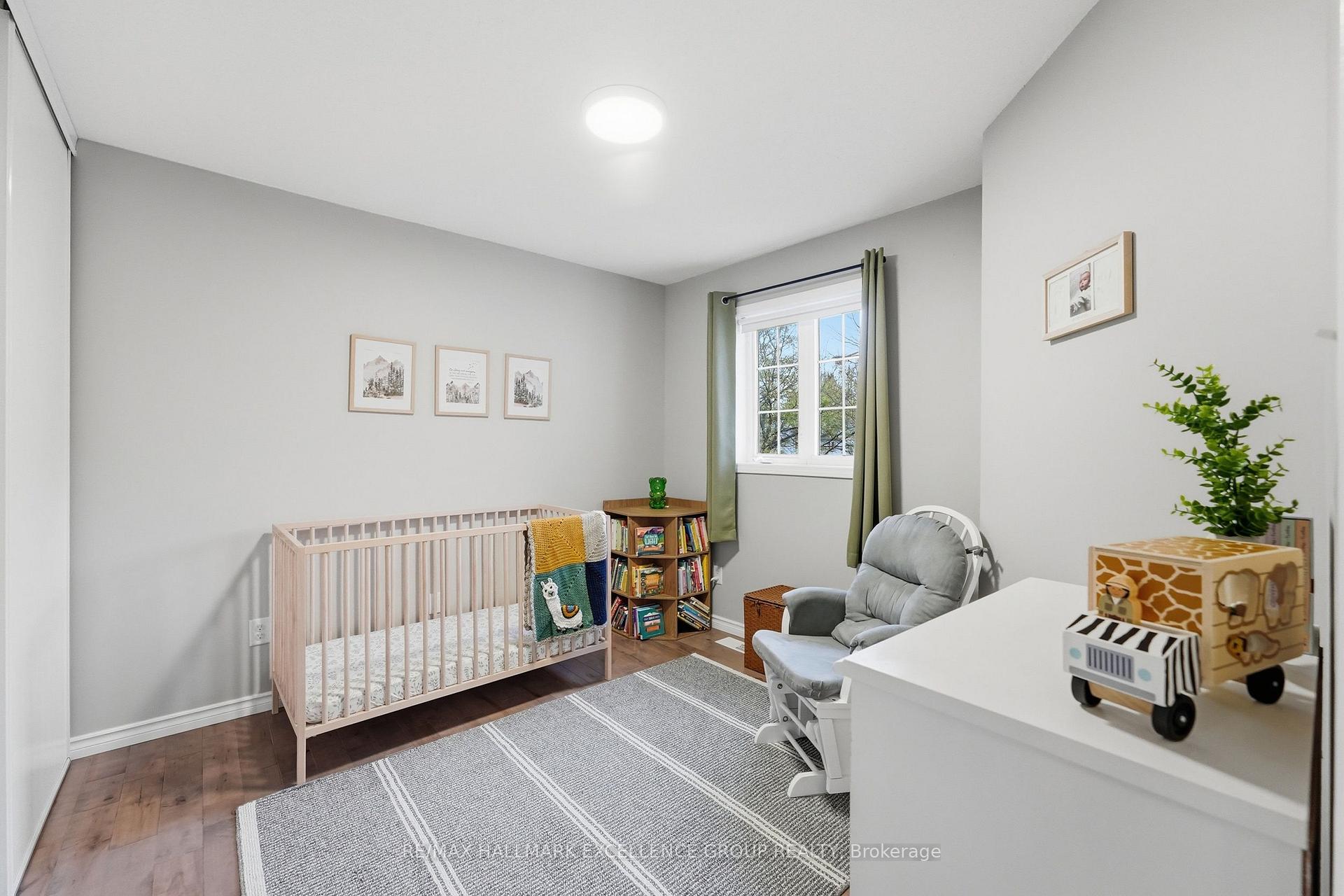 Photo 19 of 54 Carwood Circle, Ottawa, Carson Meadows — HOMEH