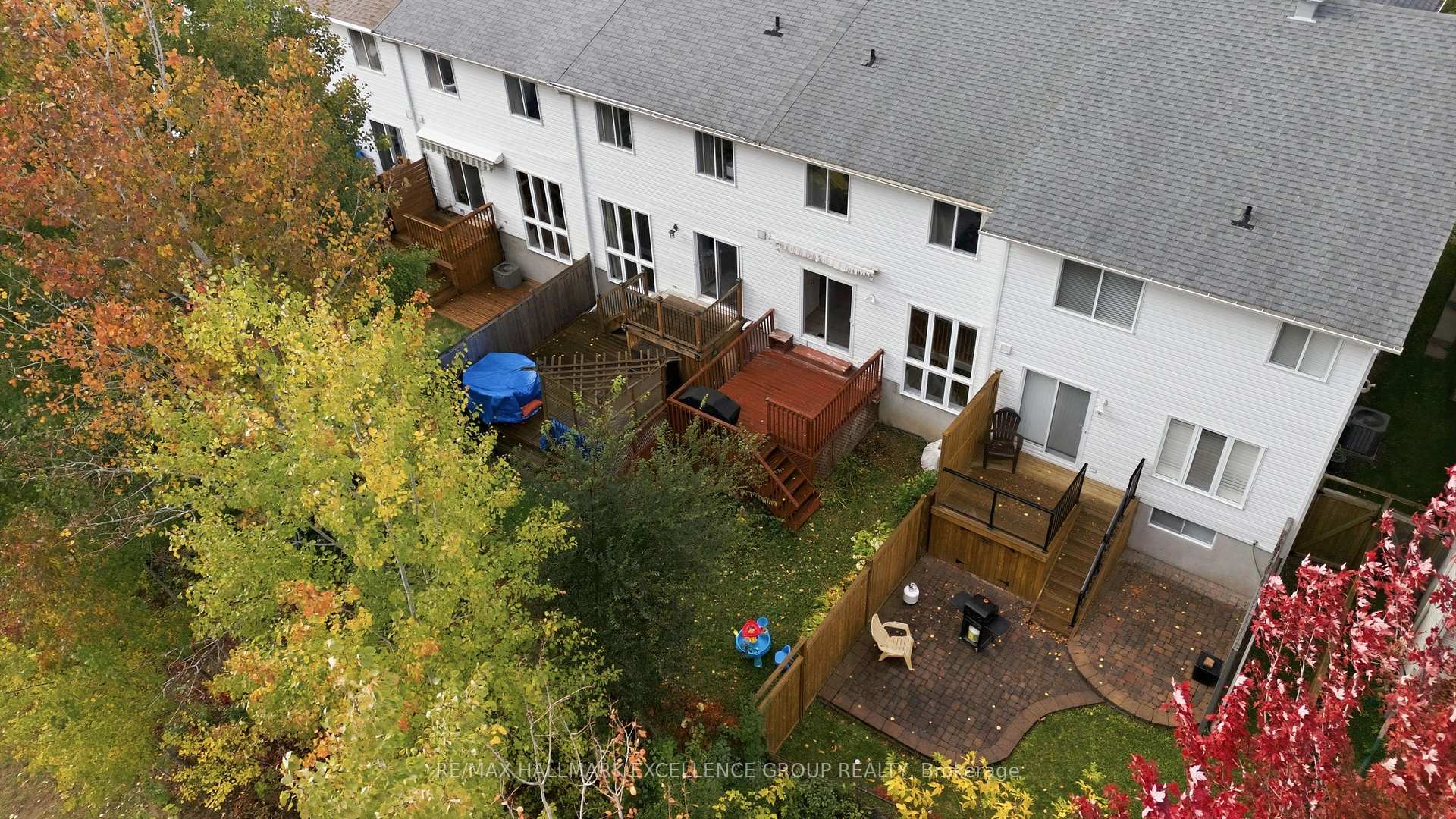 Photo 27 of 54 Carwood Circle, Ottawa, Carson Meadows — HOMEH