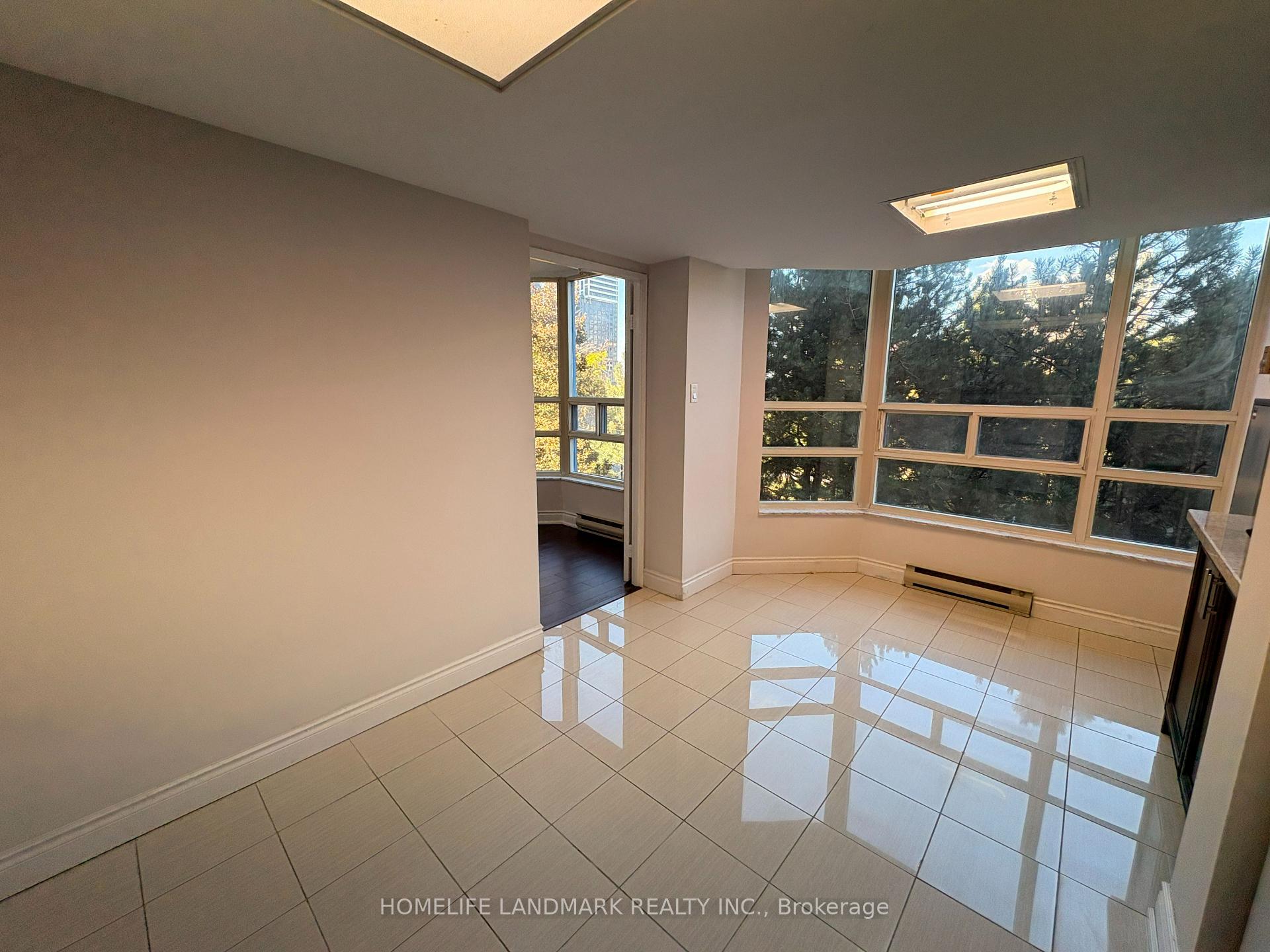 Photo 8 of Unit 315, 250 Webb Drive, Mississauga, City Centre — HOMEH
