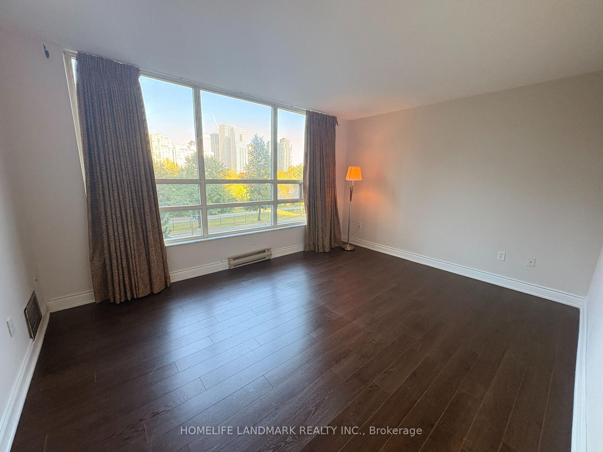 Photo 10 of Unit 315, 250 Webb Drive, Mississauga, City Centre — HOMEH