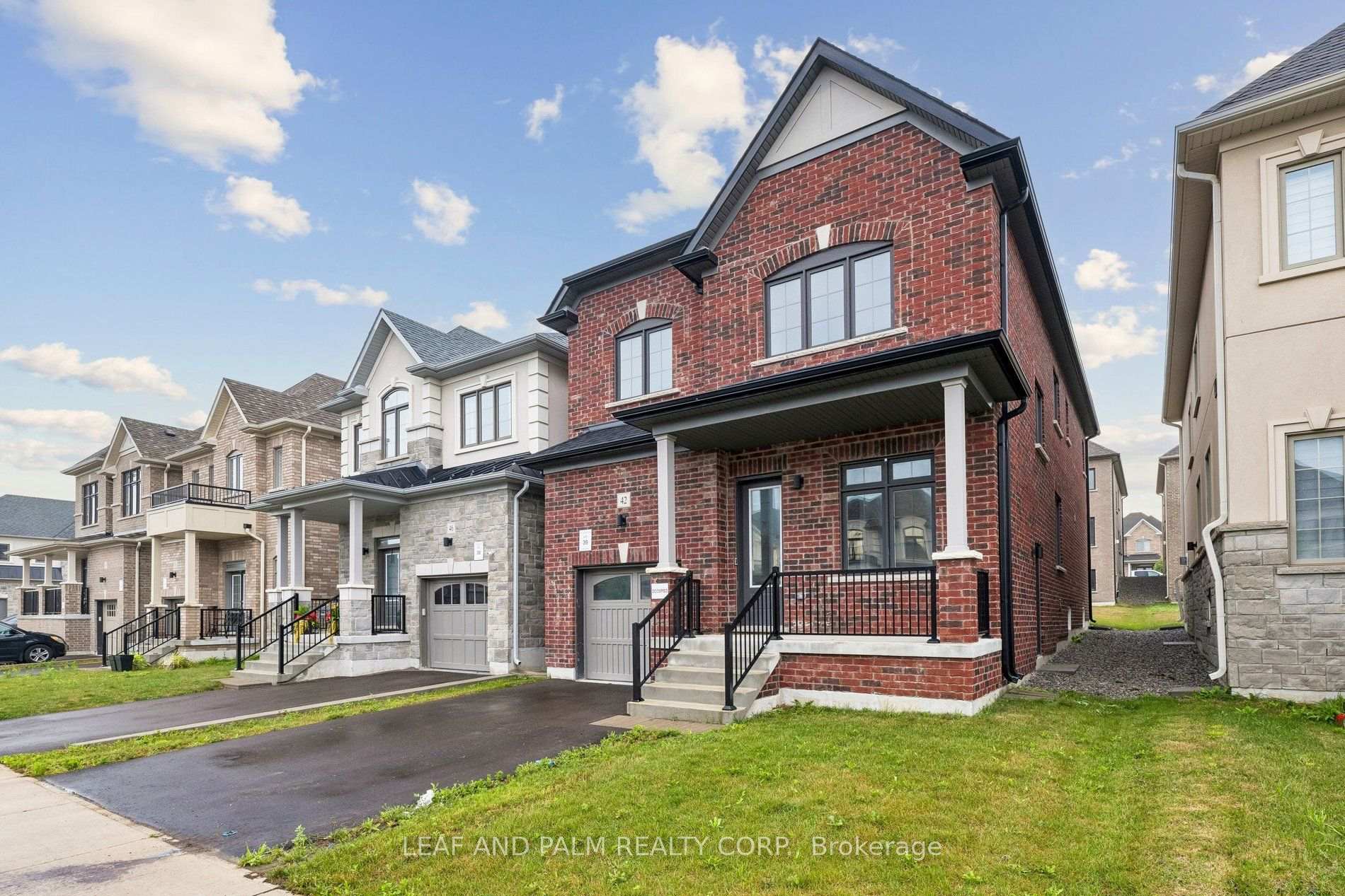 Photo 3 of 42 Northrop Avenue, Clarington, Newcastle — HOMEH