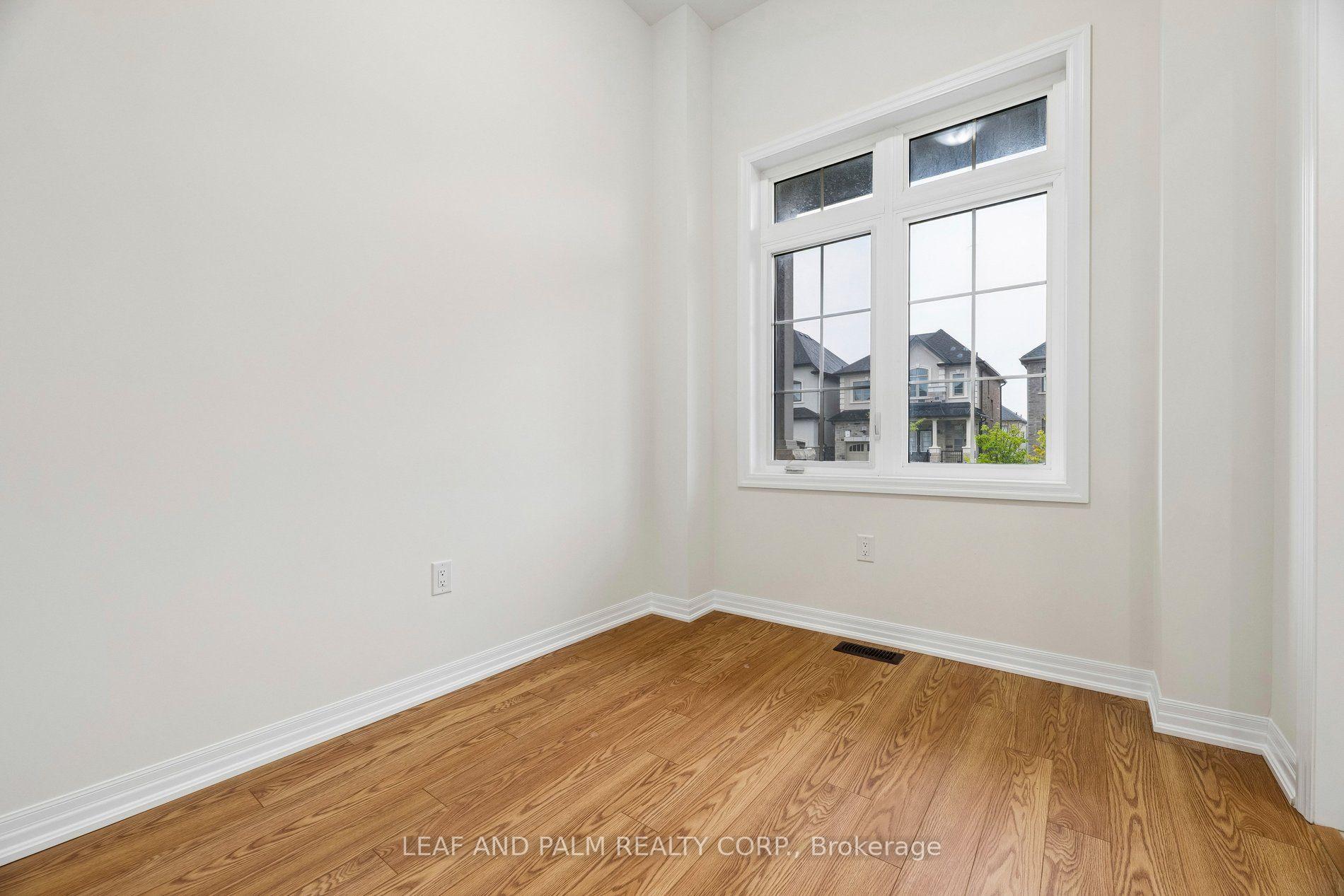 Photo 9 of 42 Northrop Avenue, Clarington, Newcastle — HOMEH