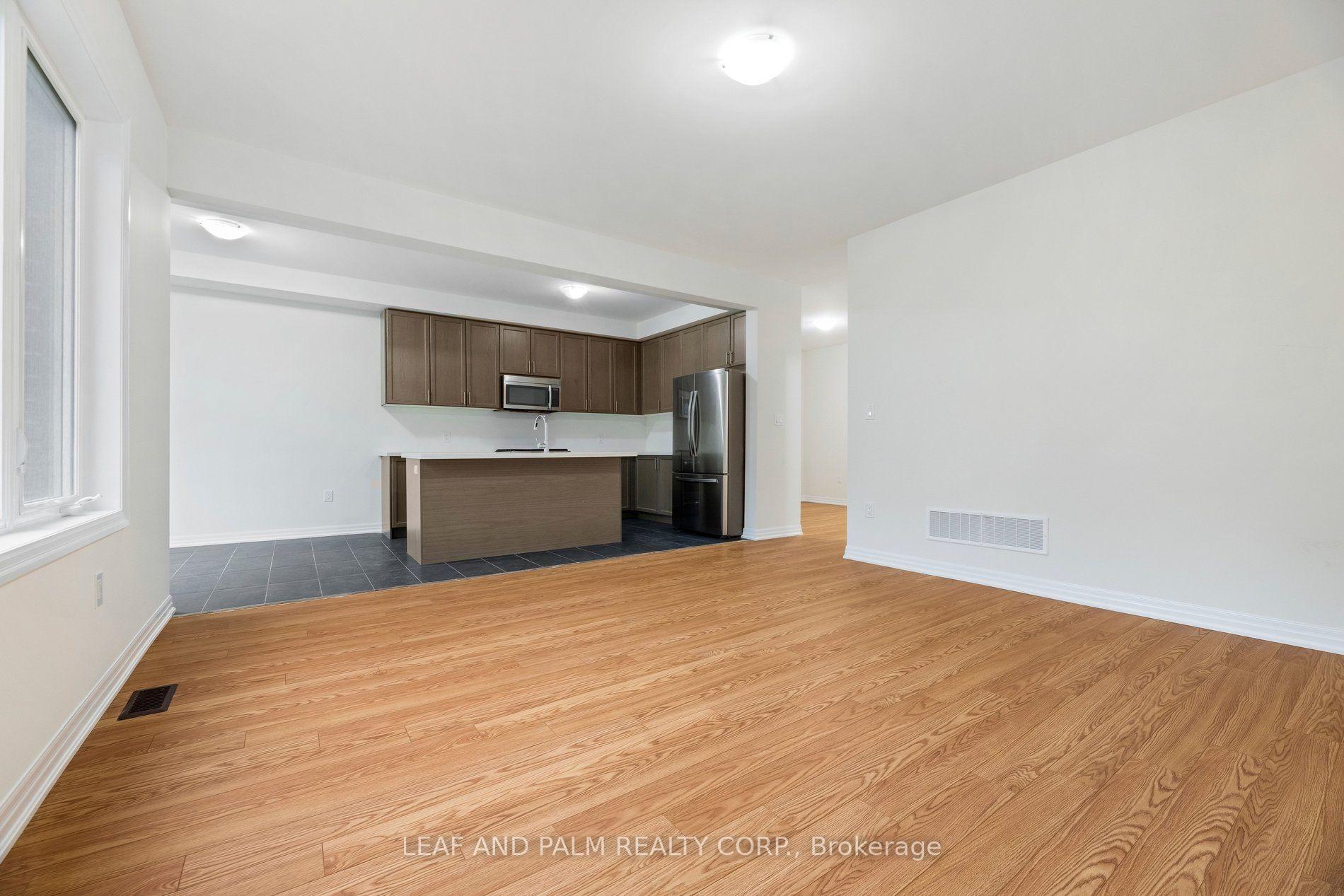 Photo 14 of 42 Northrop Avenue, Clarington, Newcastle — HOMEH