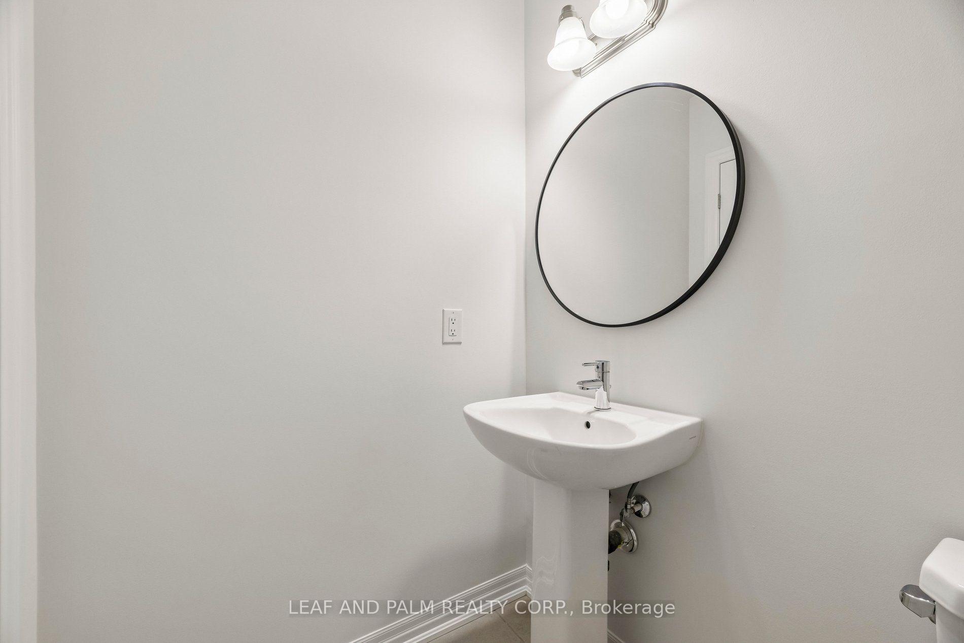 Photo 20 of 42 Northrop Avenue, Clarington, Newcastle — HOMEH