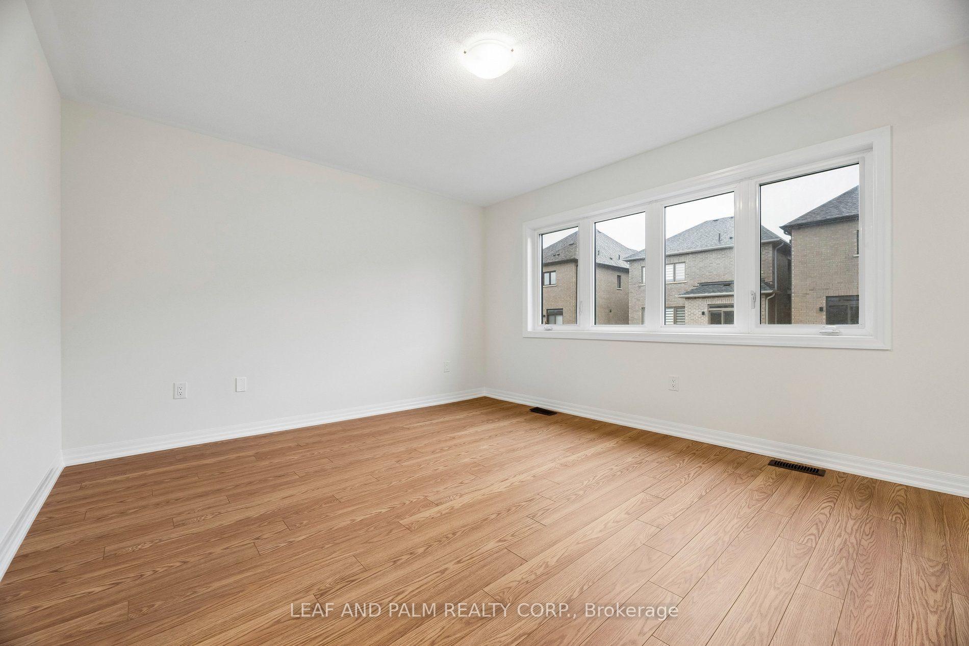 Photo 31 of 42 Northrop Avenue, Clarington, Newcastle — HOMEH