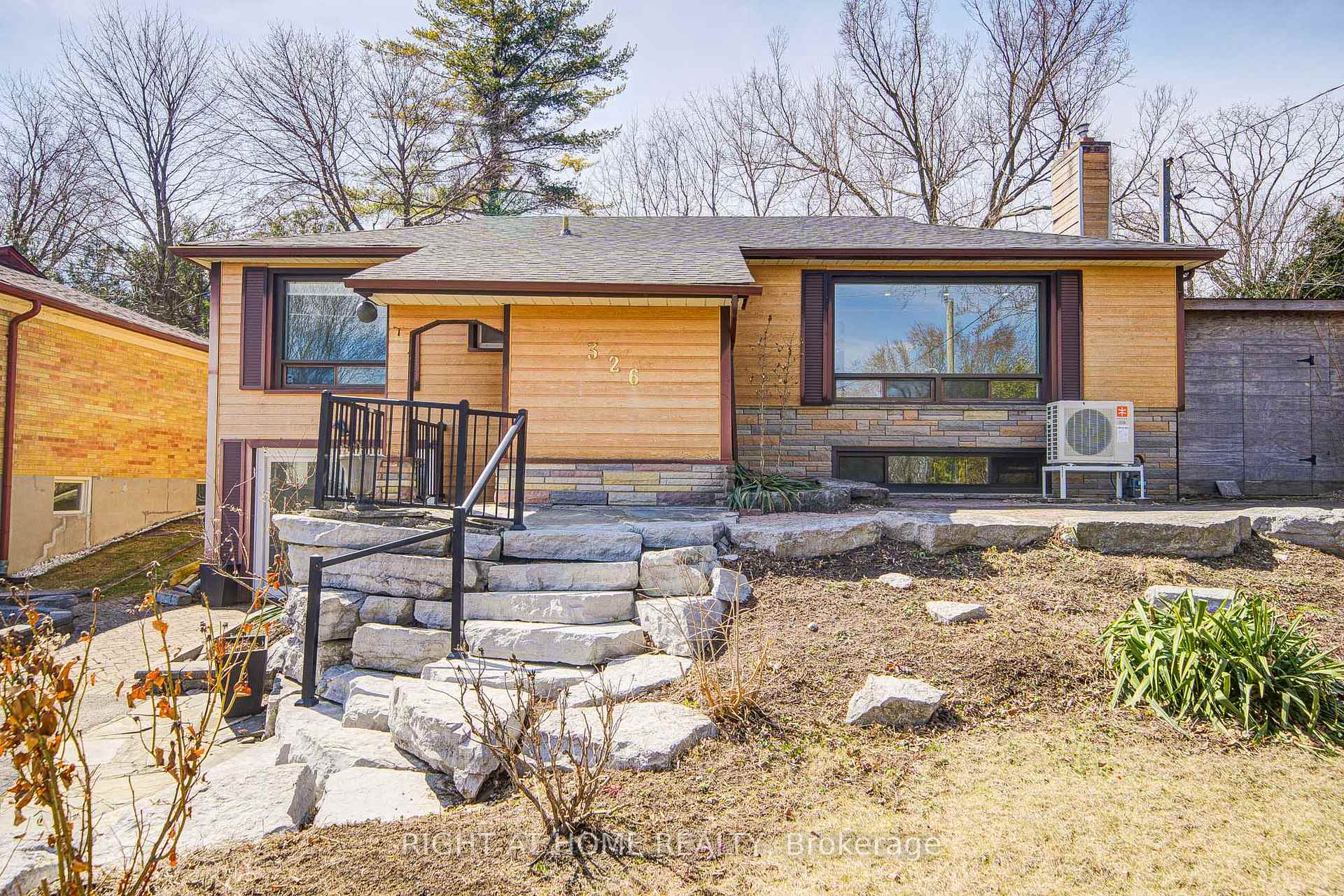 Photo of 326 Jaybell Grove