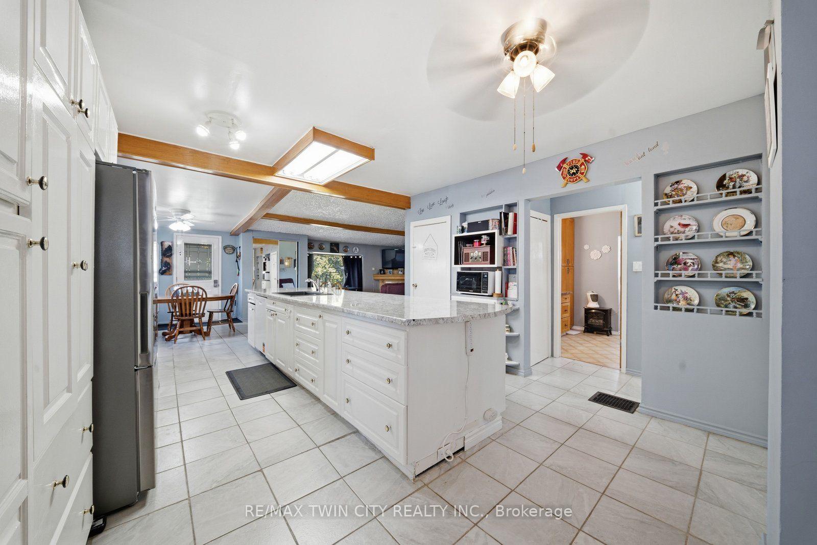 Photo 5 of 986 Colborne Street, Brantford, Echo Place — HOMEH