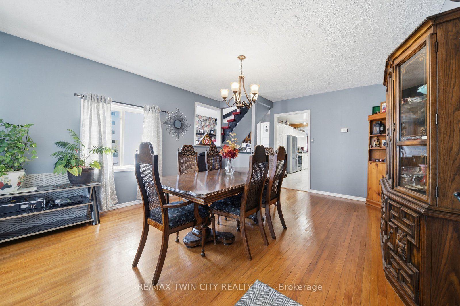 Photo 13 of 986 Colborne Street, Brantford, Echo Place — HOMEH