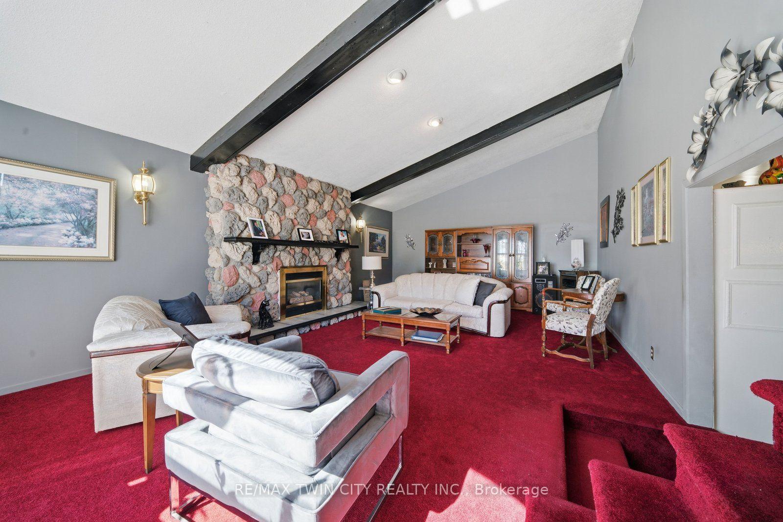 Photo 16 of 986 Colborne Street, Brantford, Echo Place — HOMEH