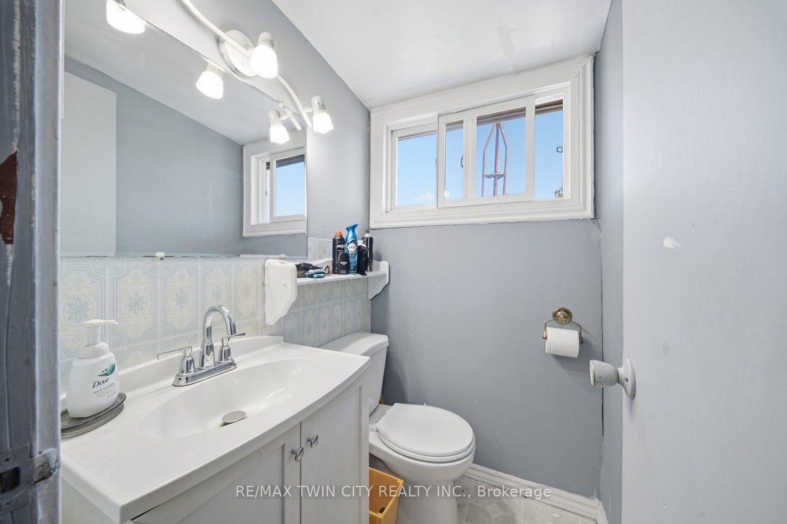 Photo 21 of 986 Colborne Street, Brantford, Echo Place — HOMEH